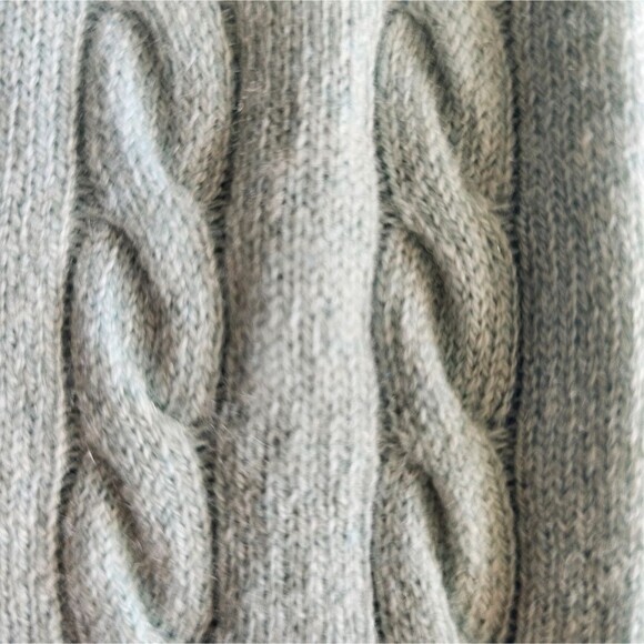 Ann Taylor 100% Cashmere Scarf Soft Blue Cable Knit Fringe Wrap Quiet Luxury - Picture 14 of 16